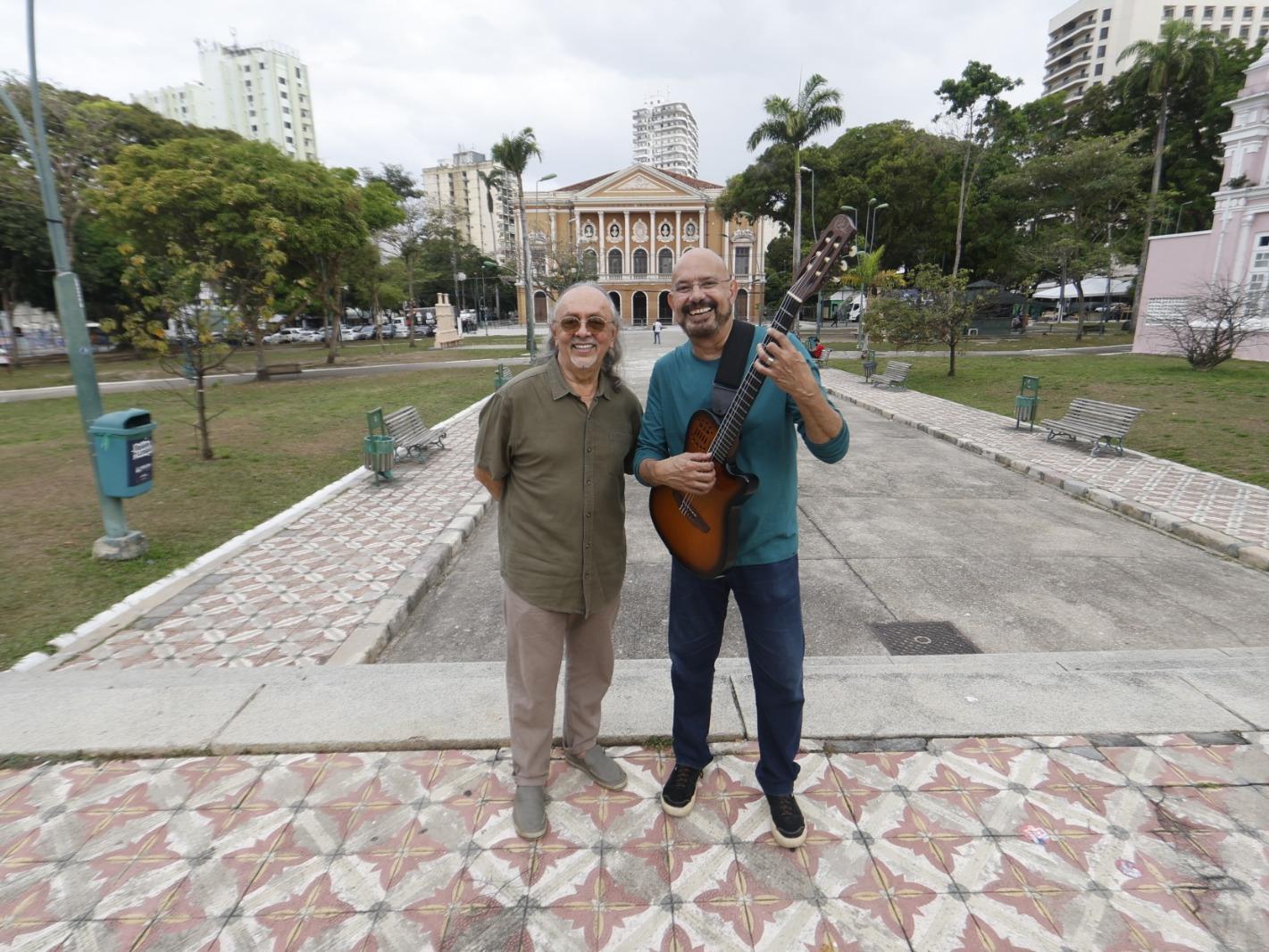 Nilson Chaves e Vital Lima: amizade e canto amazônico se encontram no palco do Theatro da Paz
